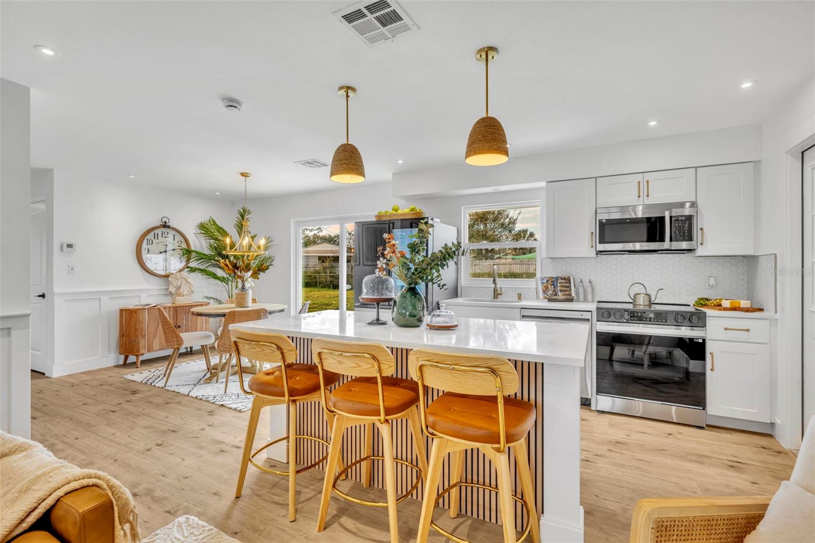 ENGELWOOD PARK - Residential