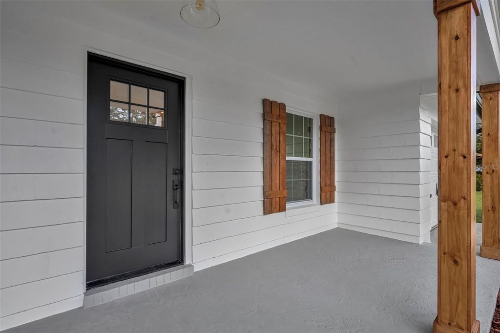 Photo of 1024 S Alder Avenue, Orlando, FL 32807 (MLS # O6358334)