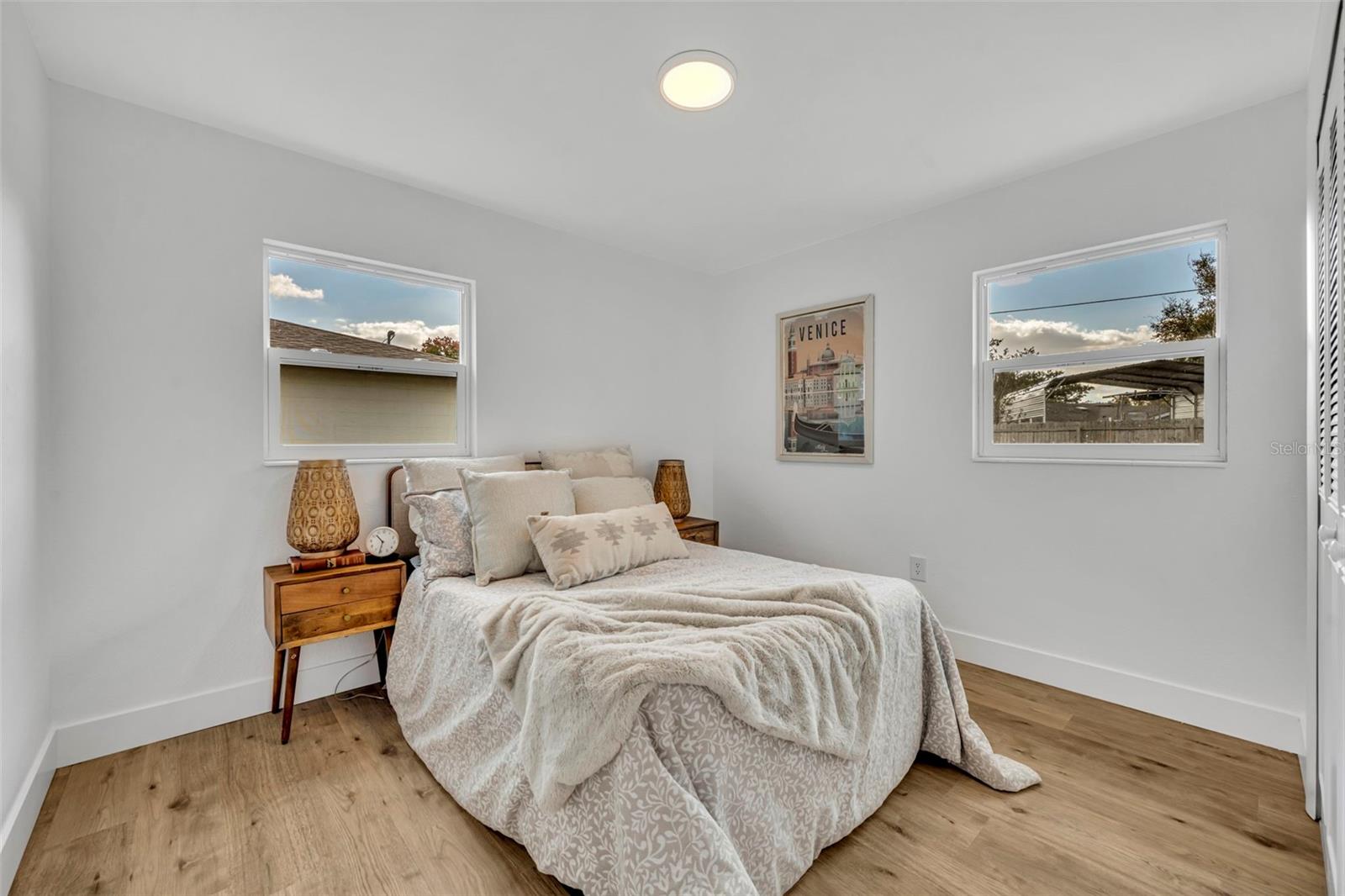 ENGELWOOD PARK - Residential