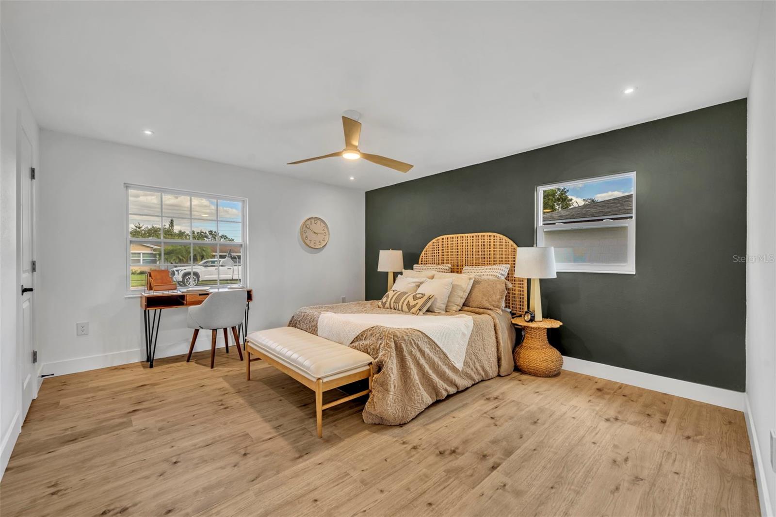 ENGELWOOD PARK - Residential