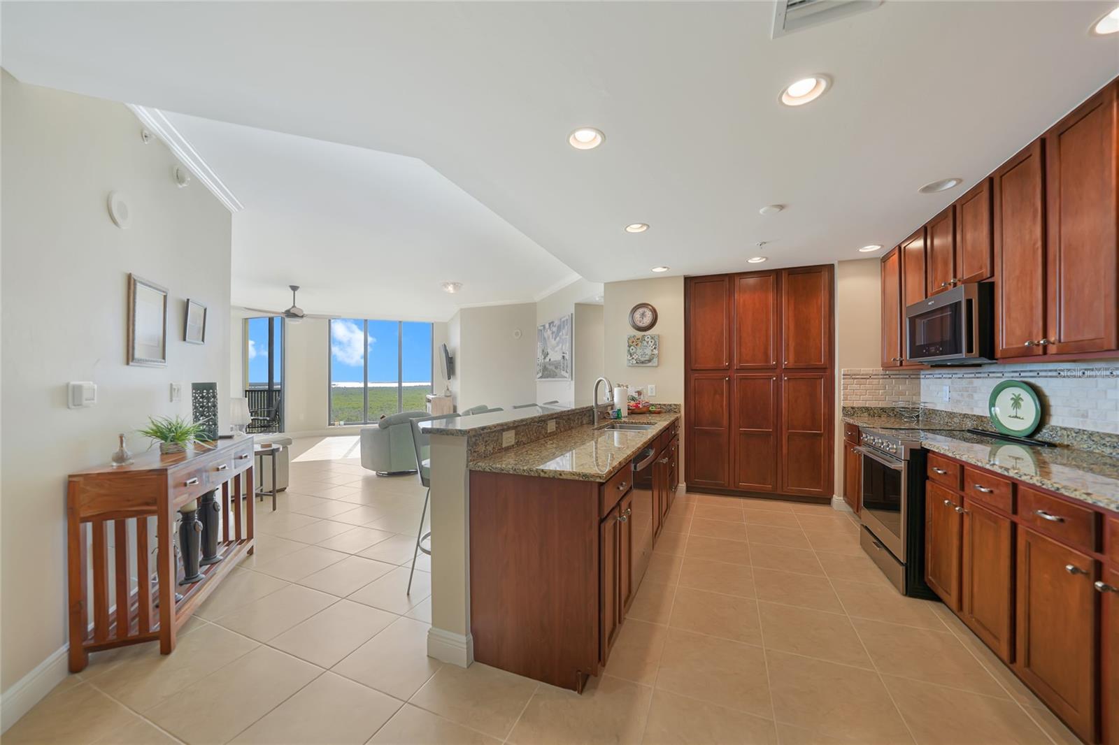 MARINA SOUTH/CAPE HARBOUR - Residential