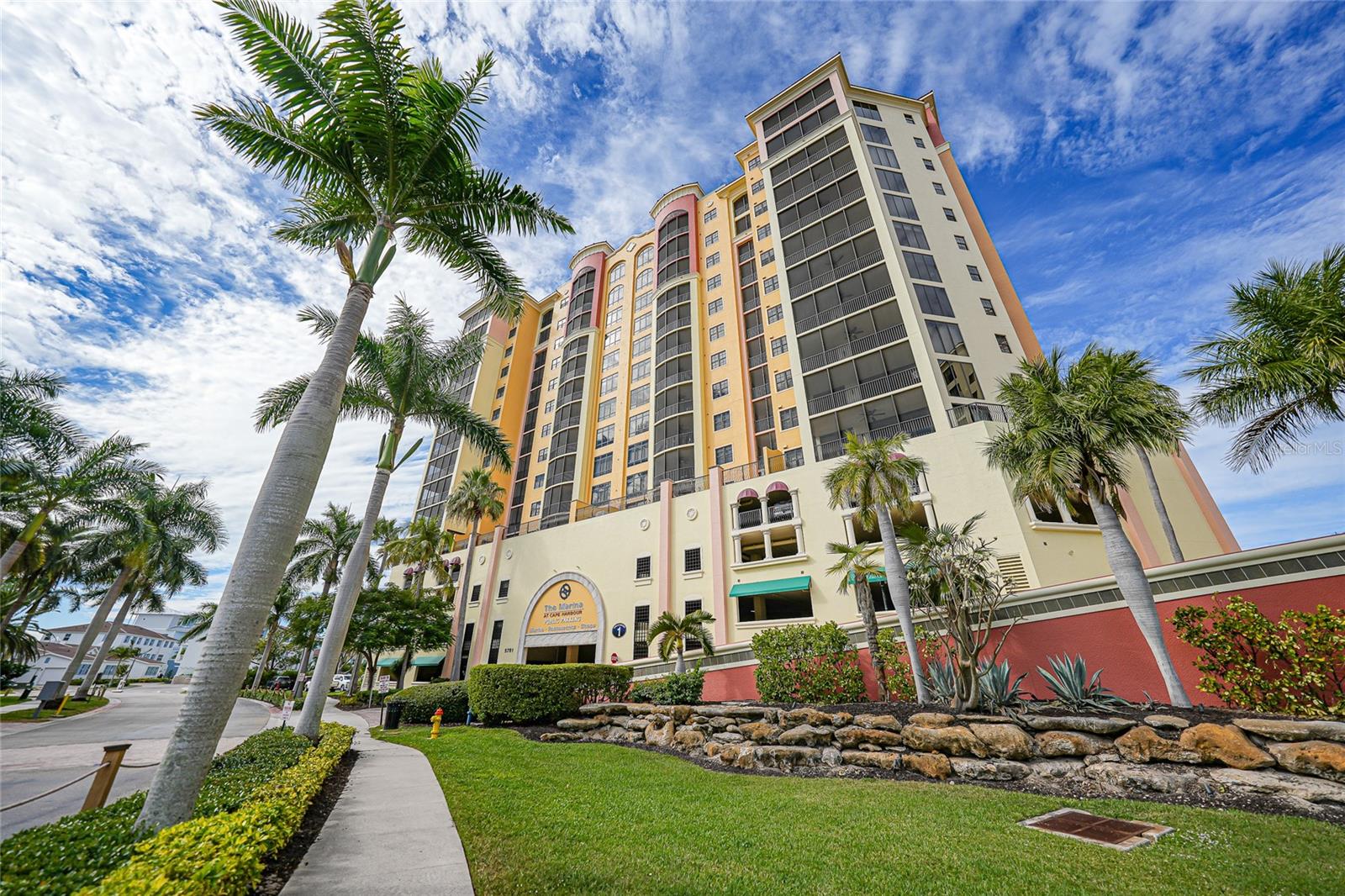 MARINA SOUTH/CAPE HARBOUR - Residential