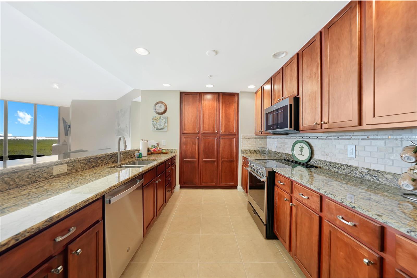 MARINA SOUTH/CAPE HARBOUR - Residential