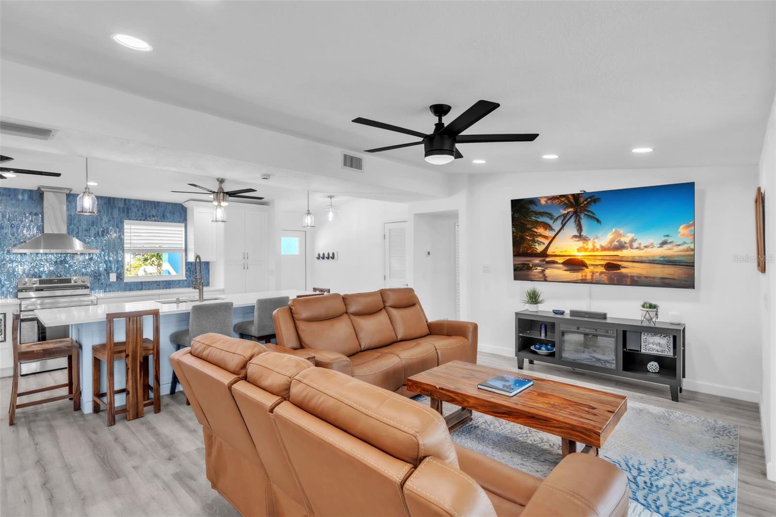 BAY PALMS ADD - Residential