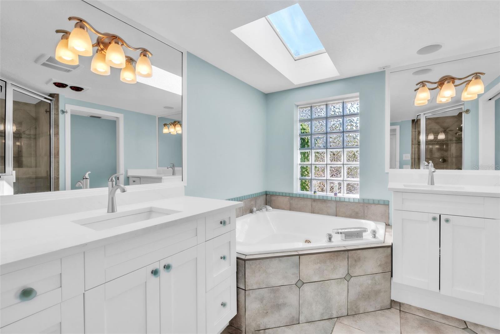 BAY PALMS ADD - Residential