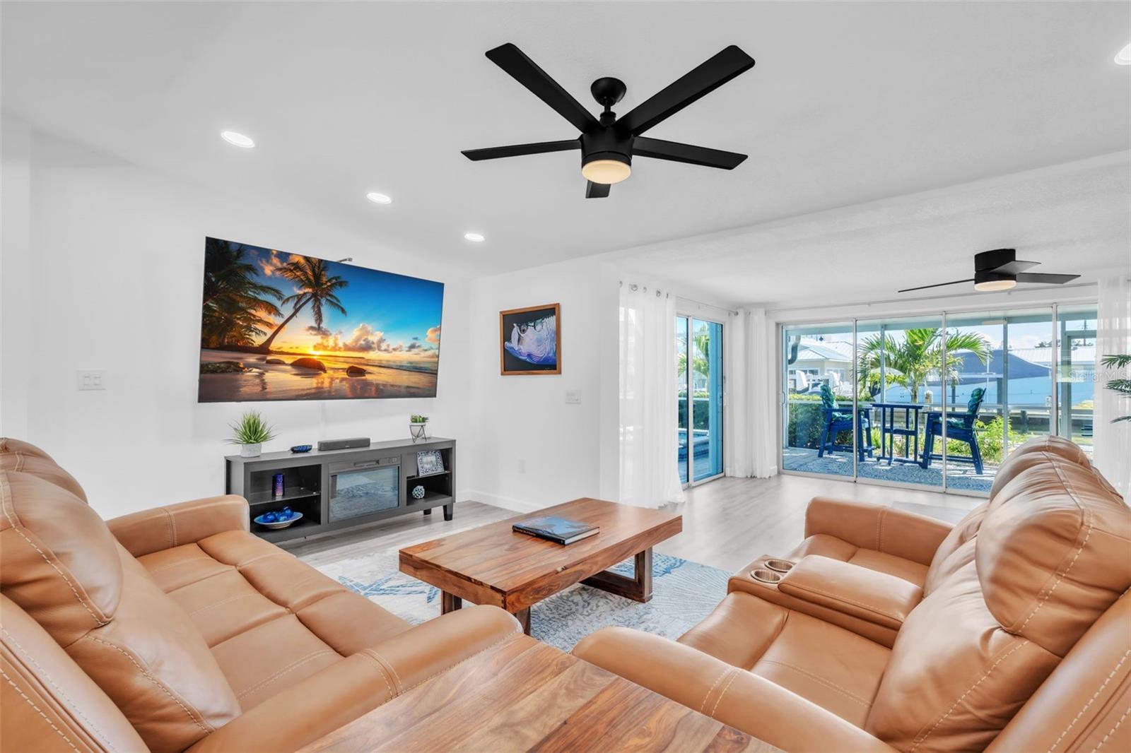 BAY PALMS ADD - Residential