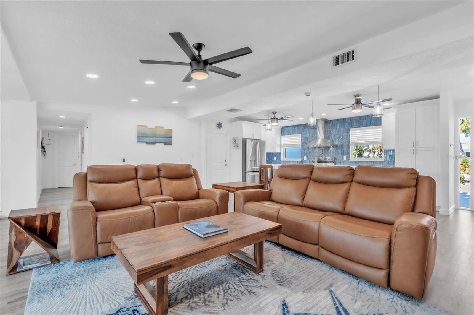 BAY PALMS ADD - Residential