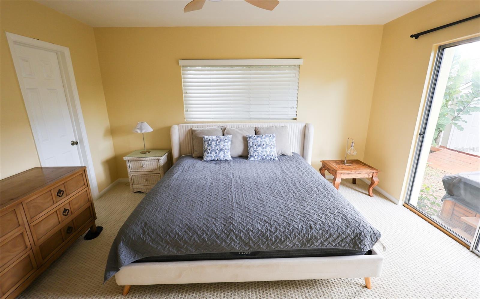 PINE OAK 1ST ADD - Residential Lease