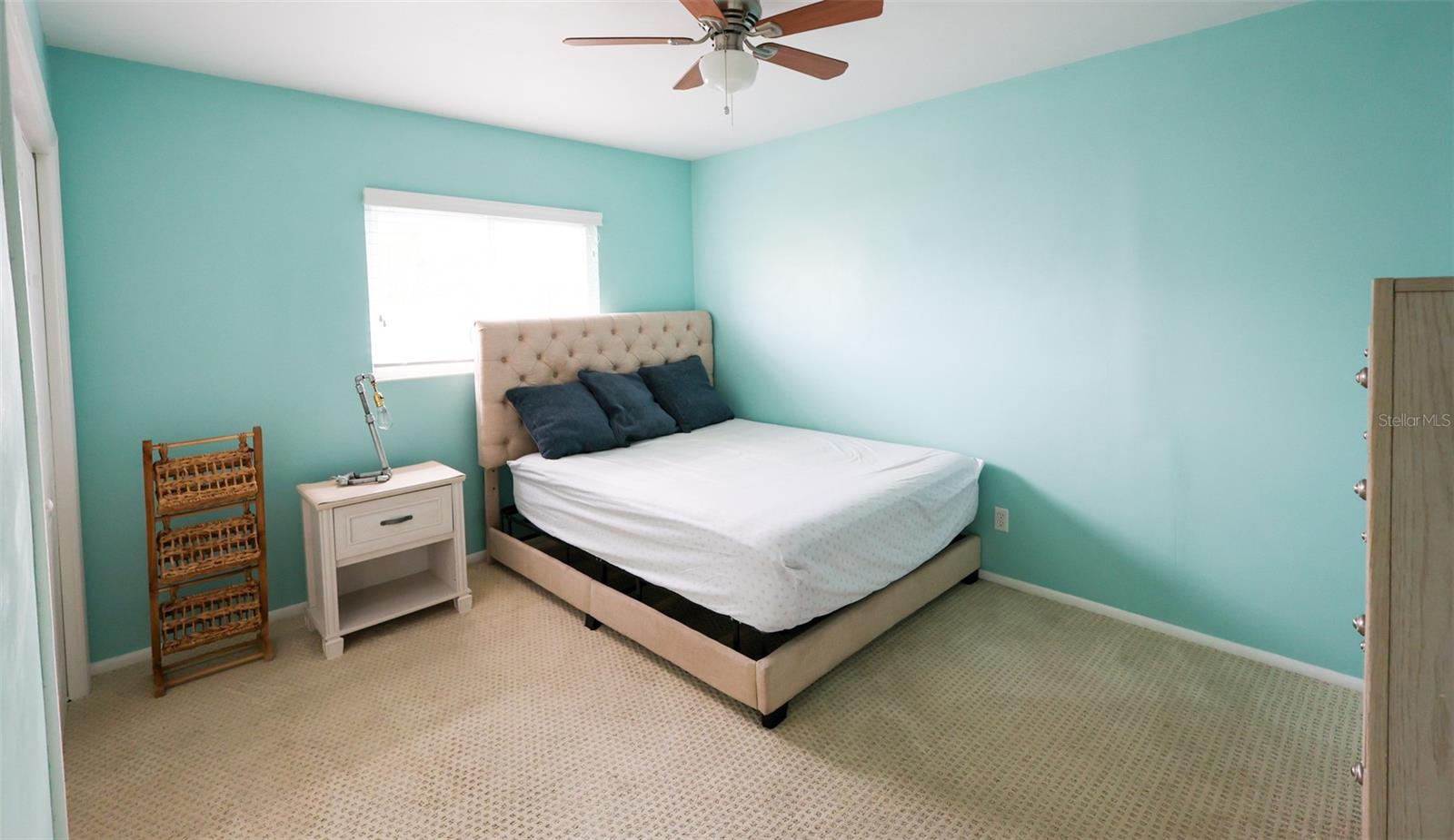 PINE OAK 1ST ADD - Residential Lease