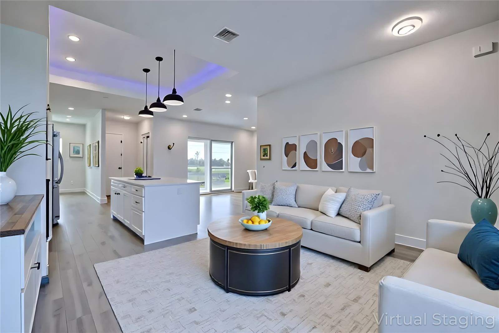 SUN N LAKE - Residential