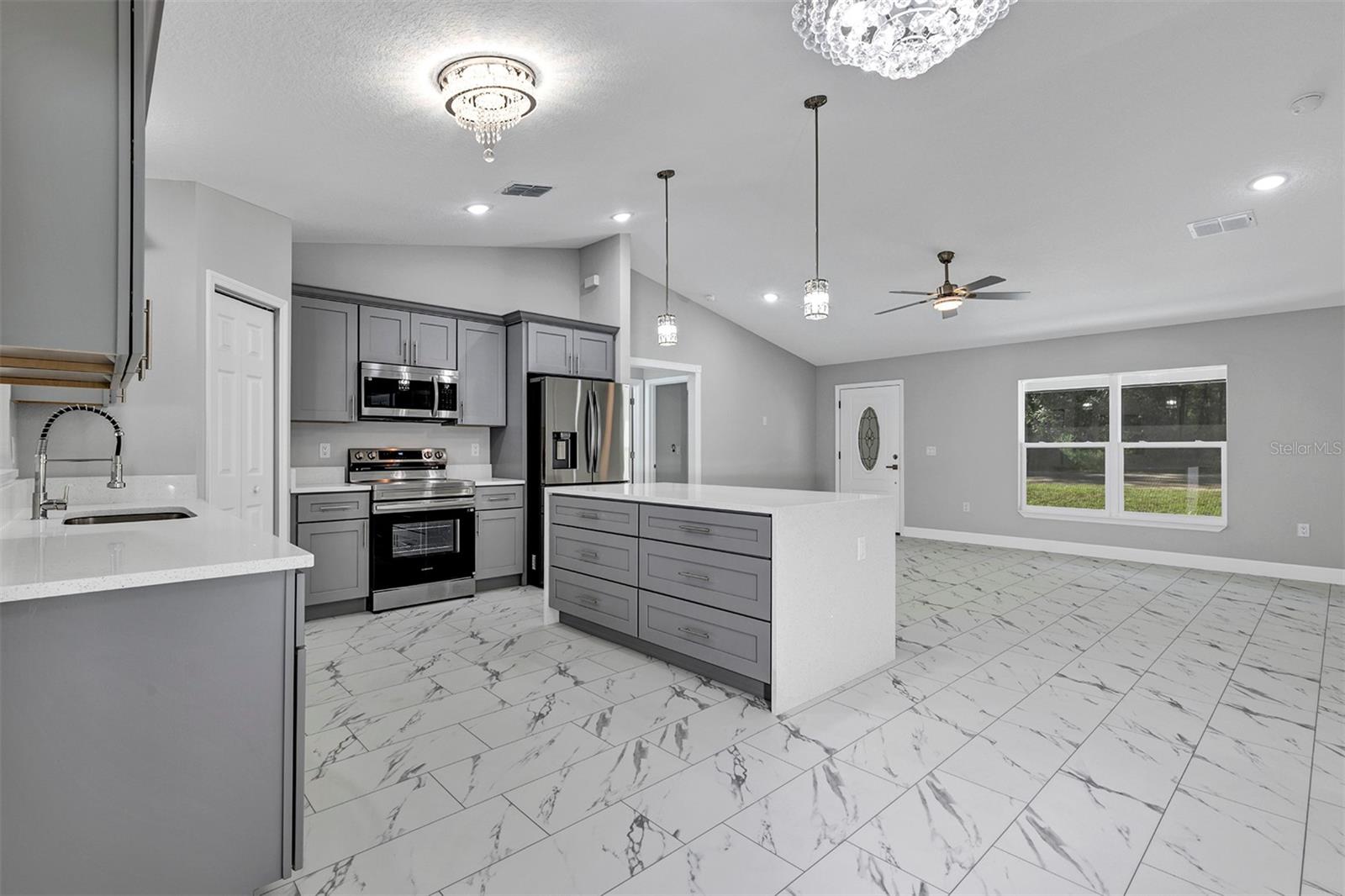 BELLEVIEW HEIGHTS ESTS (DIRT) - Residential