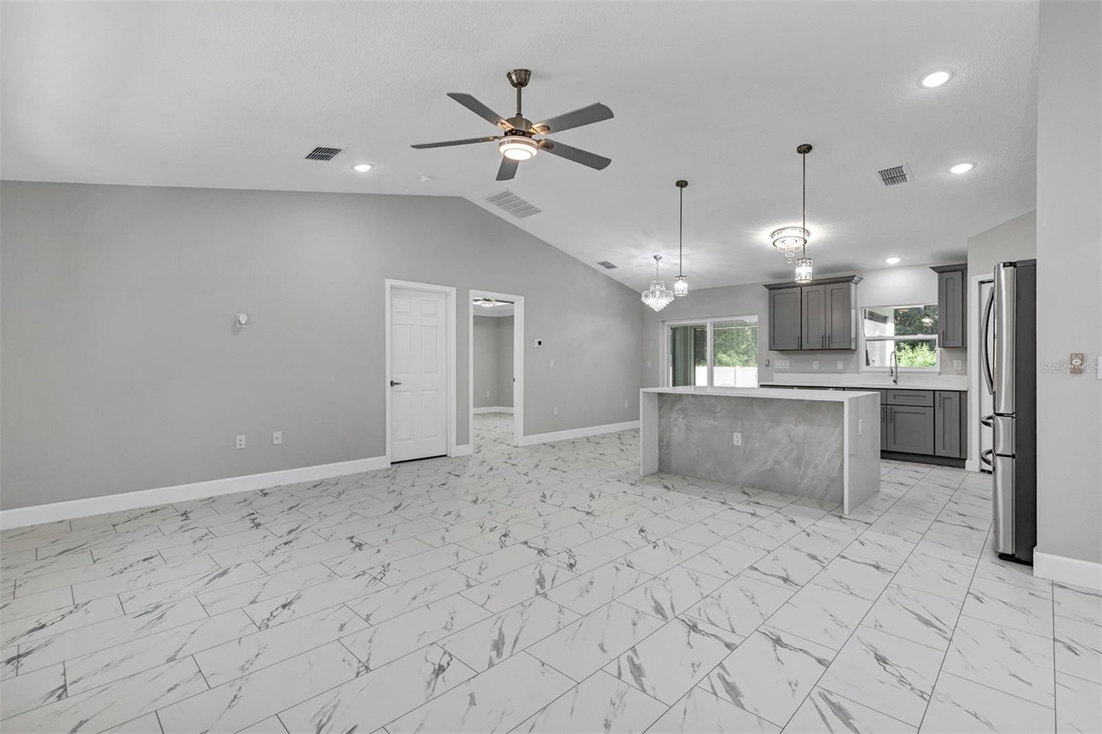 BELLEVIEW HEIGHTS ESTS (DIRT) - Residential