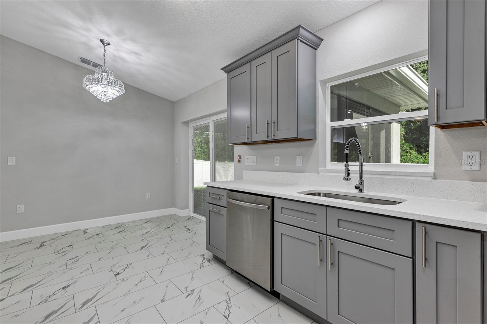 BELLEVIEW HEIGHTS ESTS (DIRT) - Residential