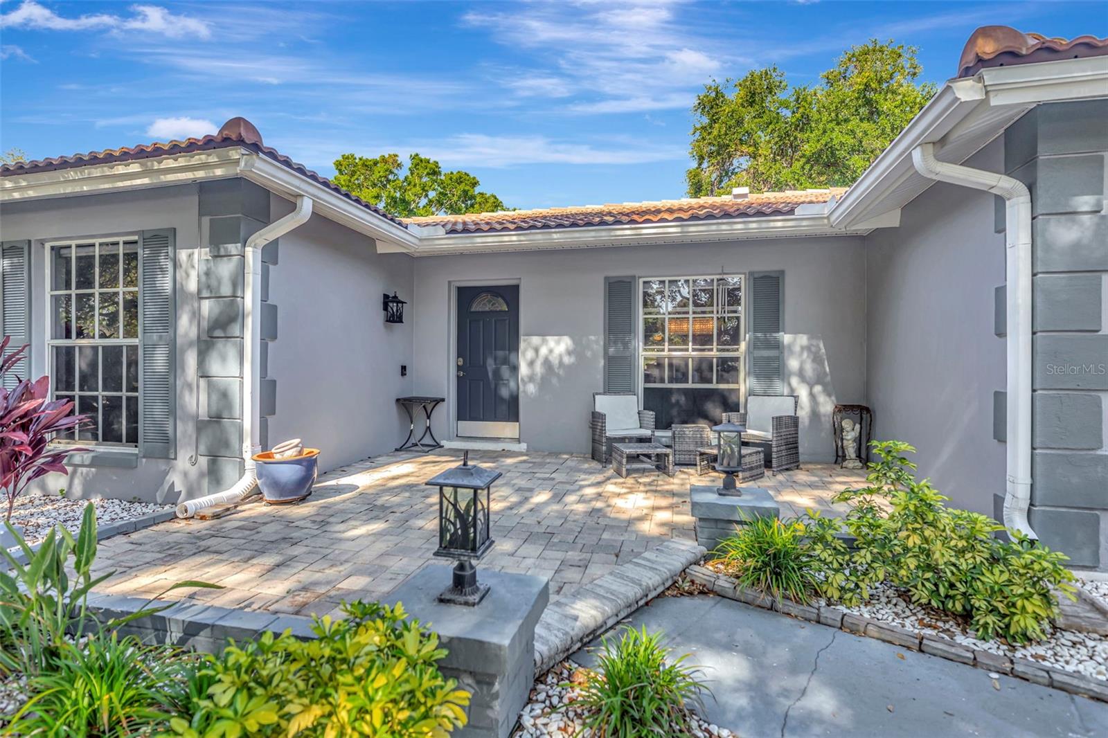 1424 STEWART BOULEVARD