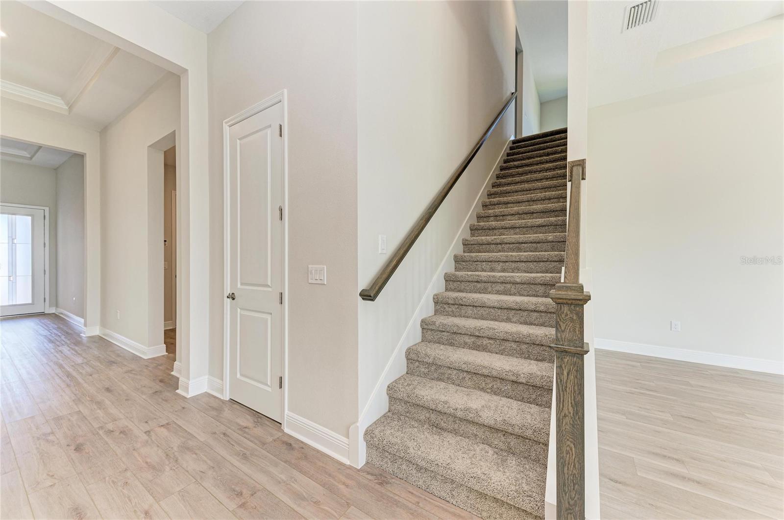 OAKFIELD TRAILS - Residential