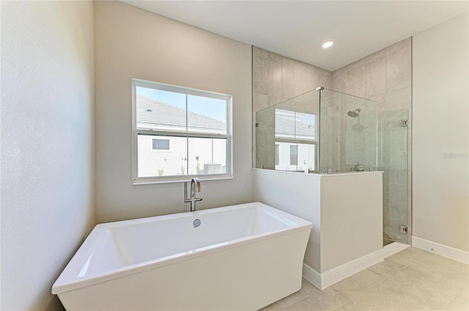 OAKFIELD TRAILS - Residential