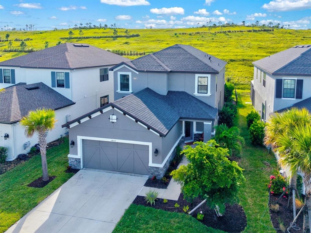 Photo of 5458 Summit Glen, Bradenton, FL 34203 (MLS # A4668165)