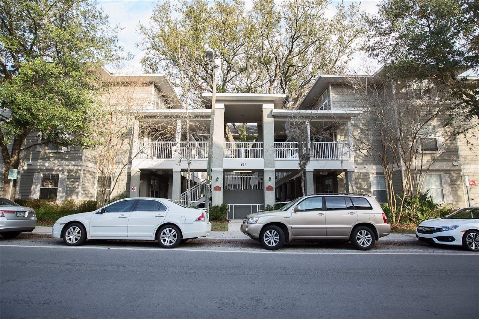 TAYLOR SQUARE - Residential