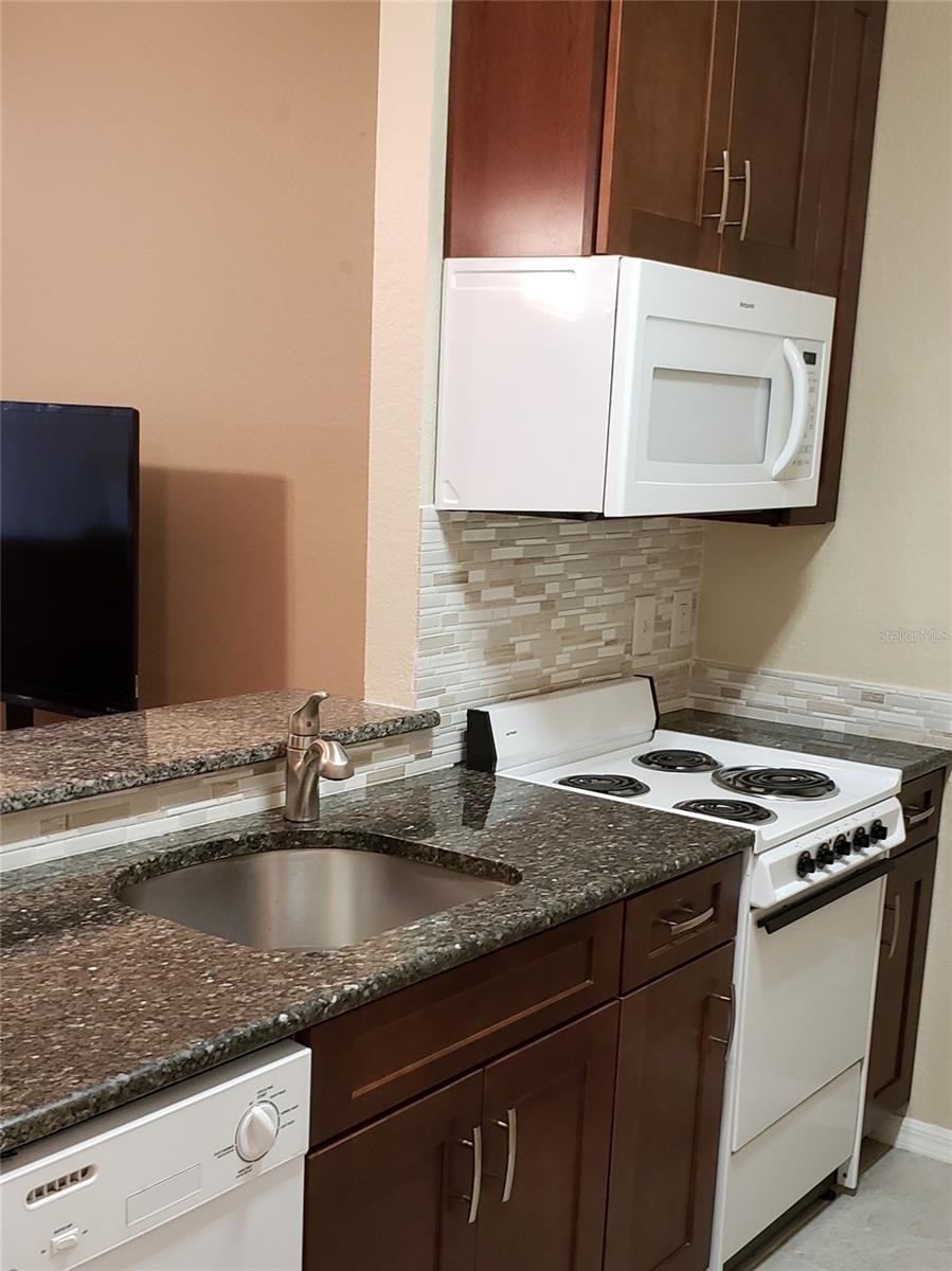 TAYLOR SQUARE - Residential