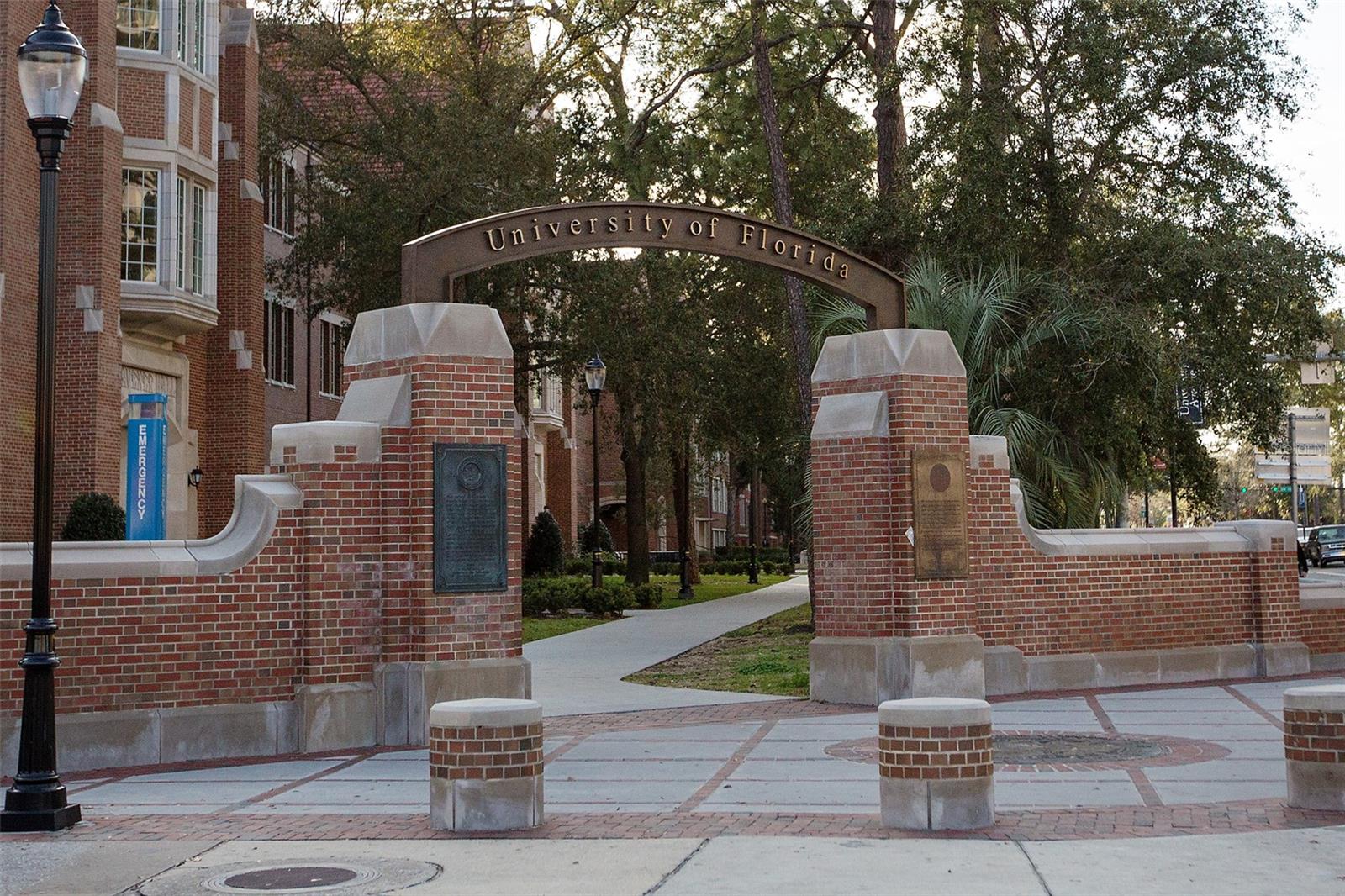 TAYLOR SQUARE - Residential