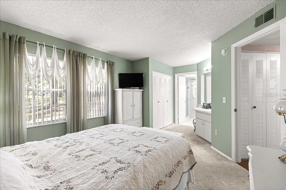 DERBY DOWNS - Residential