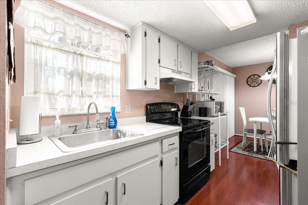 DERBY DOWNS - Residential