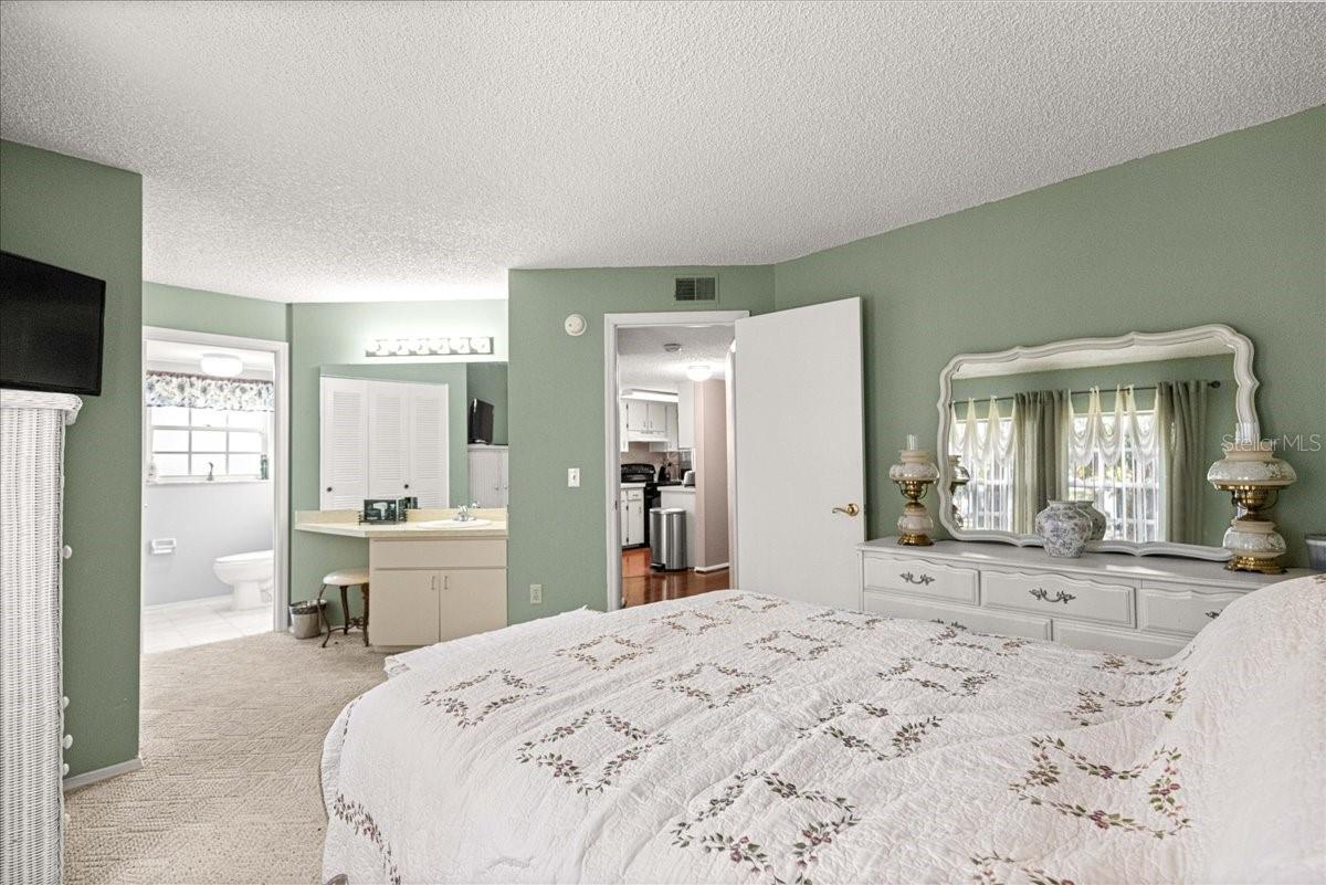 DERBY DOWNS - Residential