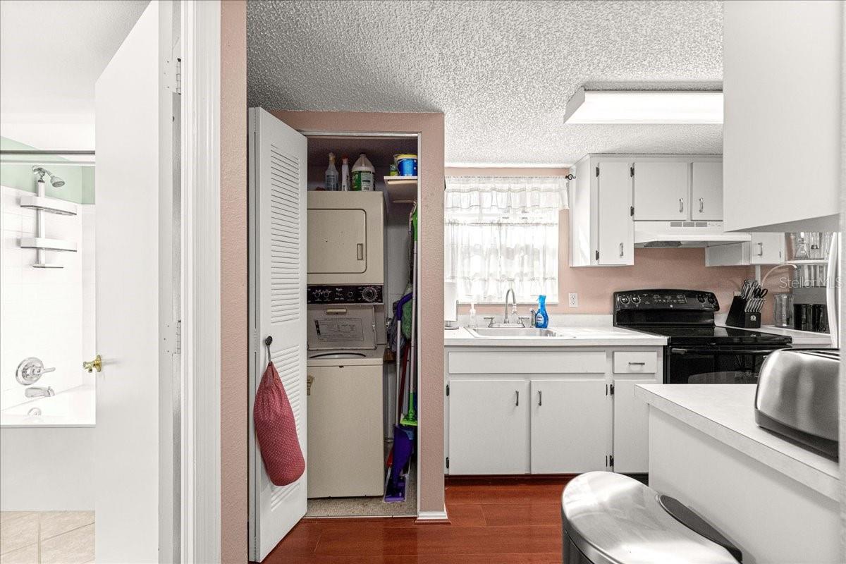 DERBY DOWNS - Residential