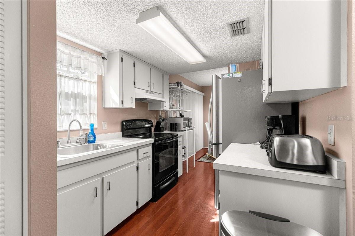 DERBY DOWNS - Residential