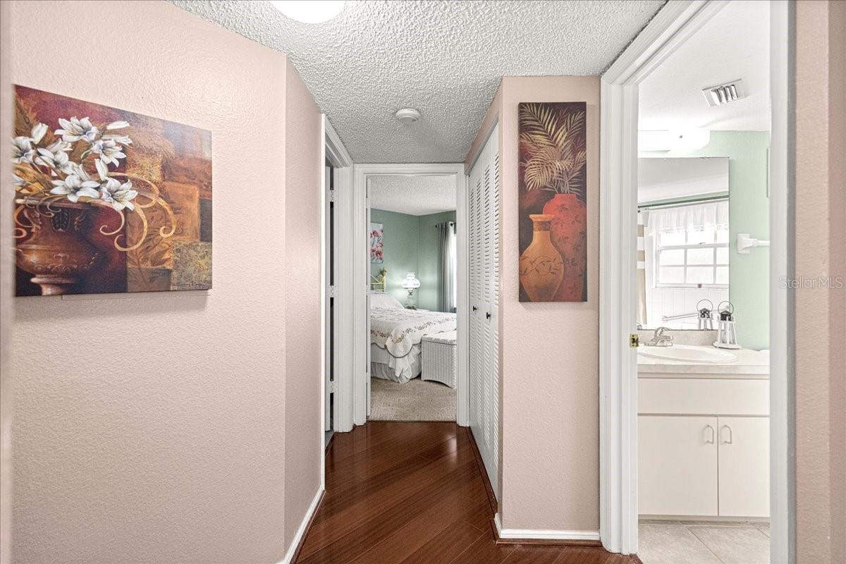 DERBY DOWNS - Residential