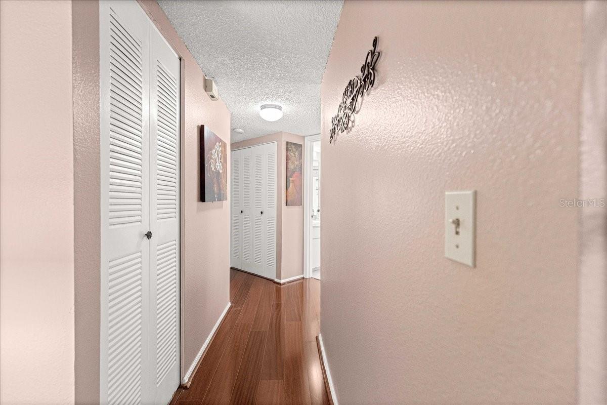 DERBY DOWNS - Residential