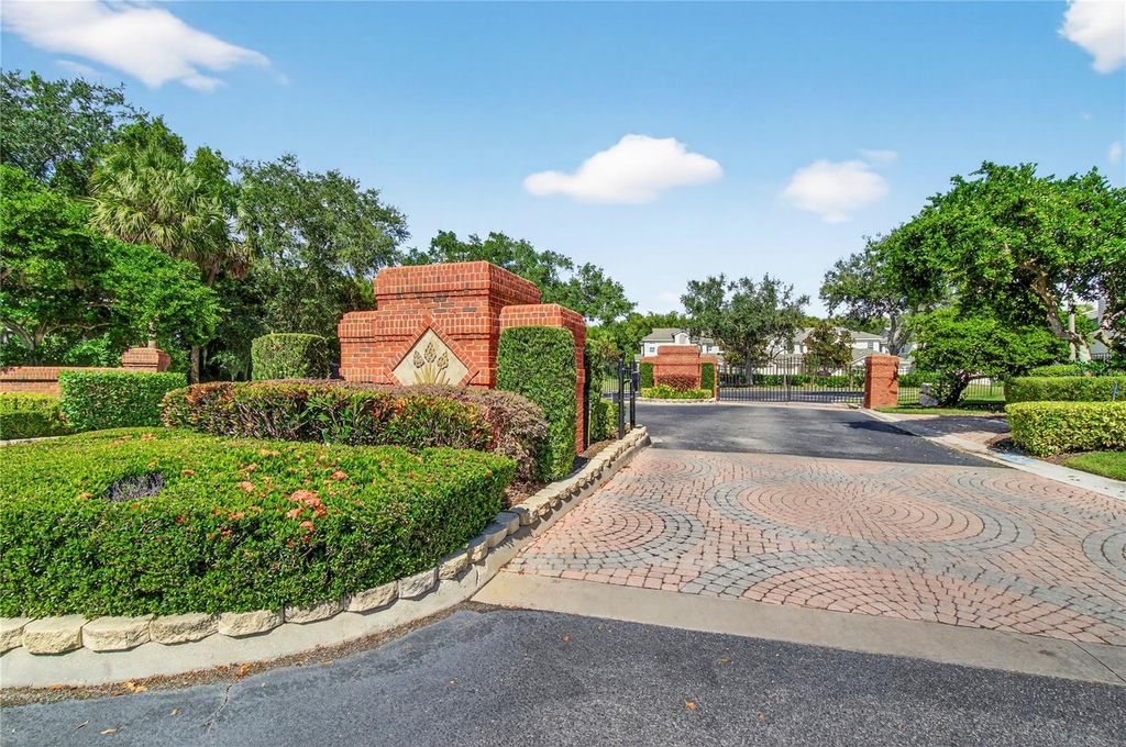 Photo of 516 Grasslands Village Circle, Lakeland, FL 33803 (MLS # P4936764)