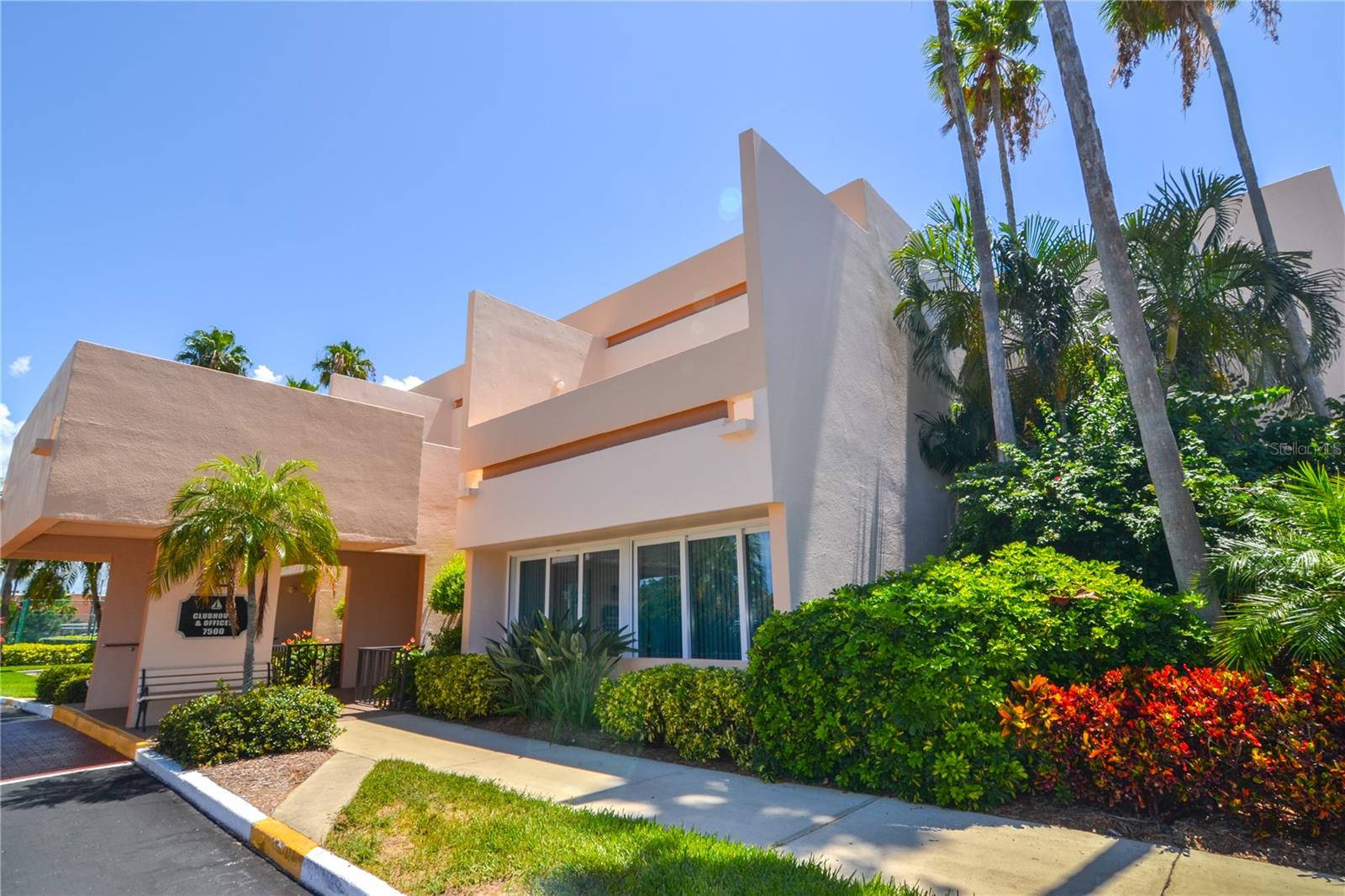 BAY ISLAND GROUP 7 - Residential