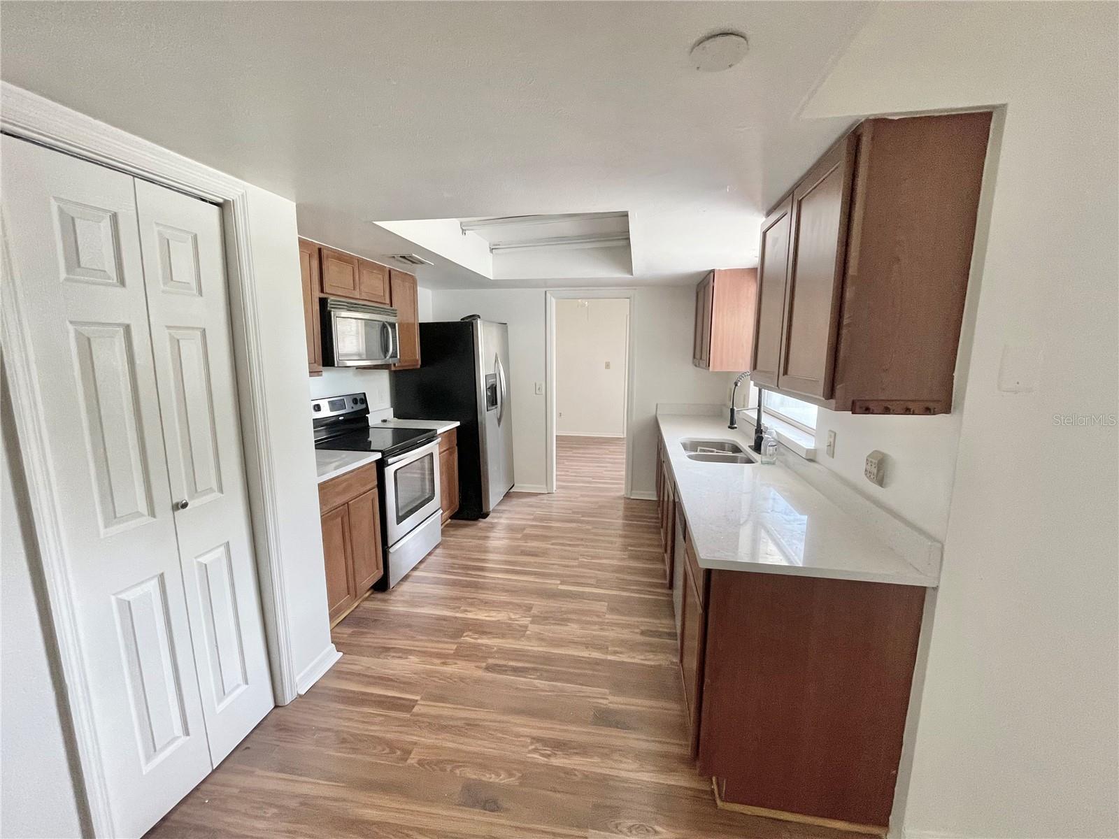 RIDGE MANOR FIRST ADD - Residential