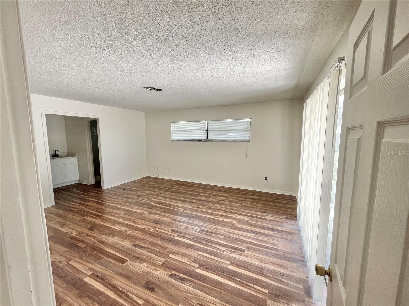 RIDGE MANOR FIRST ADD - Residential