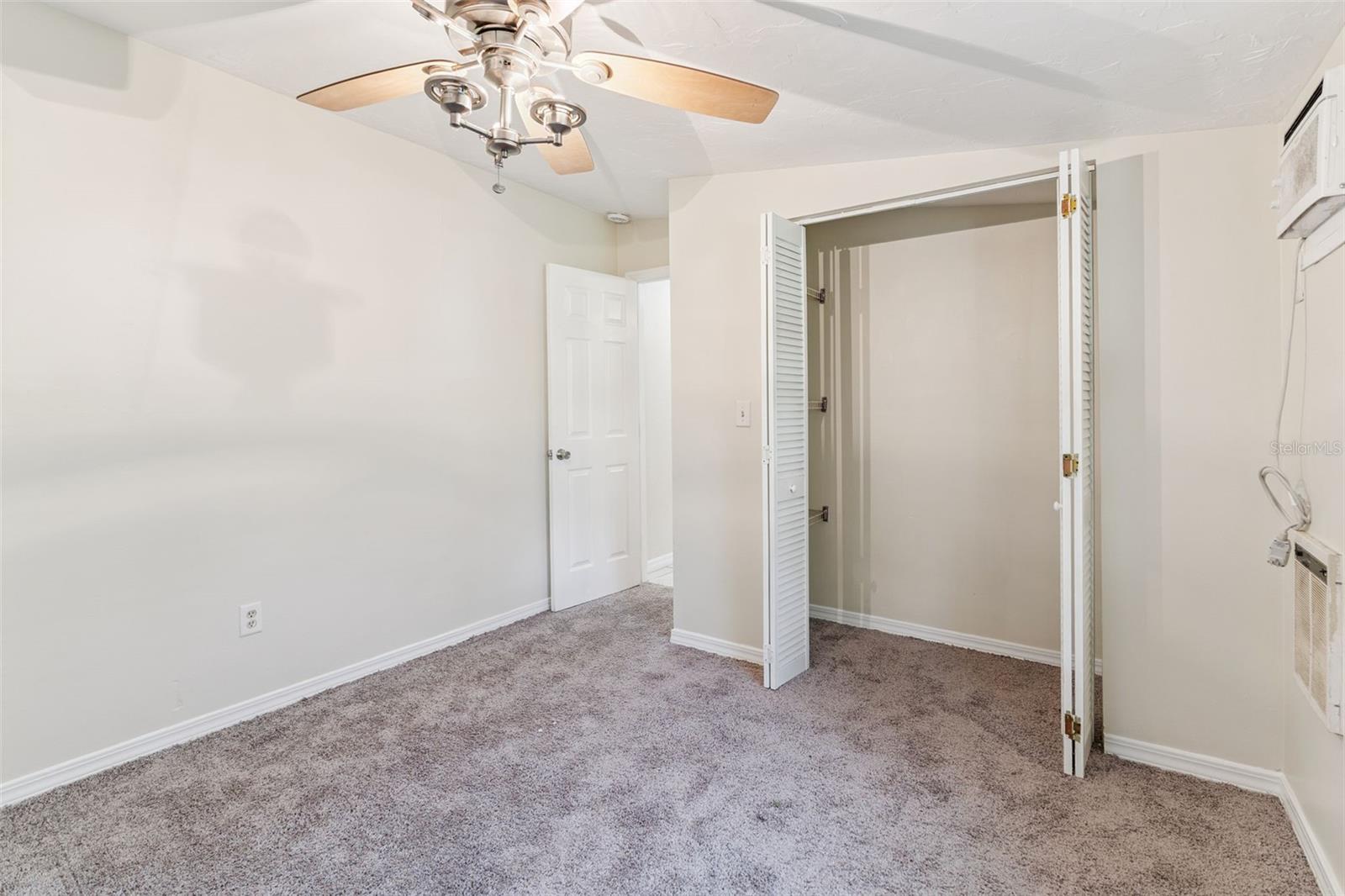 CARASTAL MANOR ADD - Residential