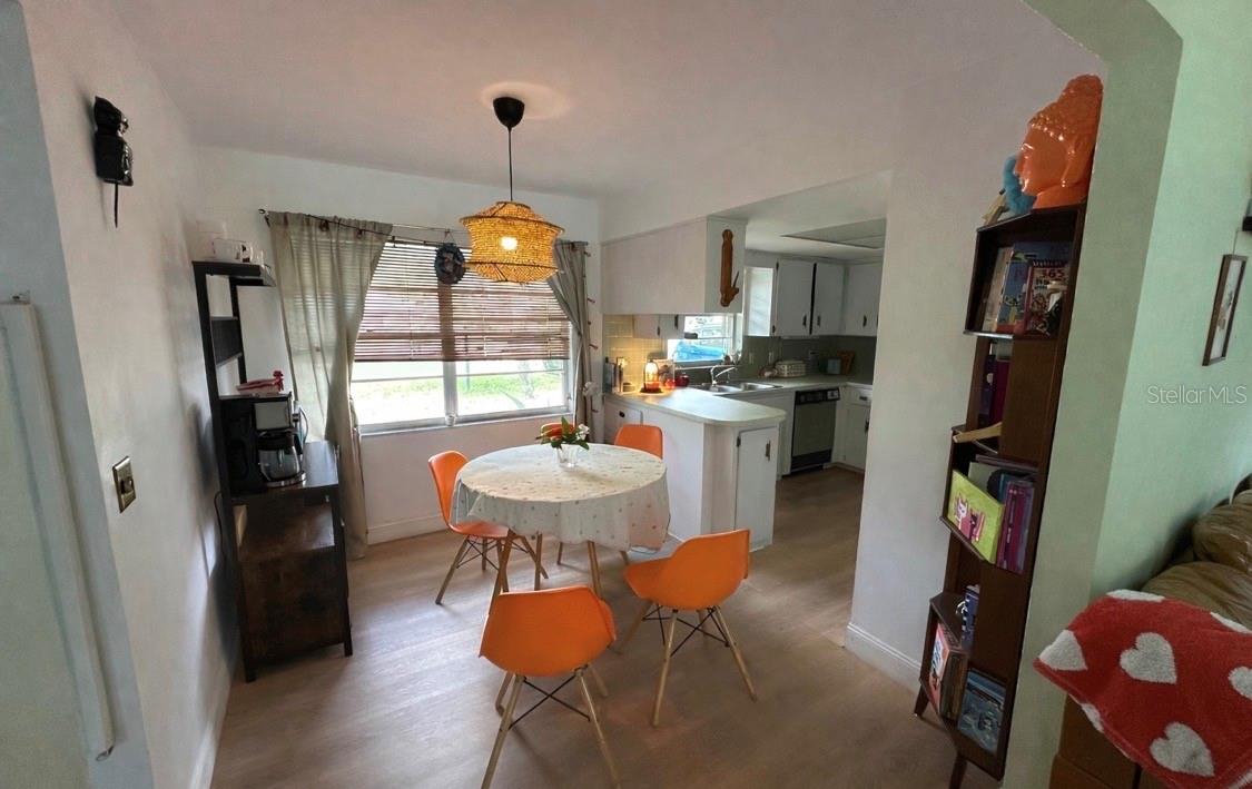 OAK FOREST UNIT 02 - Residential