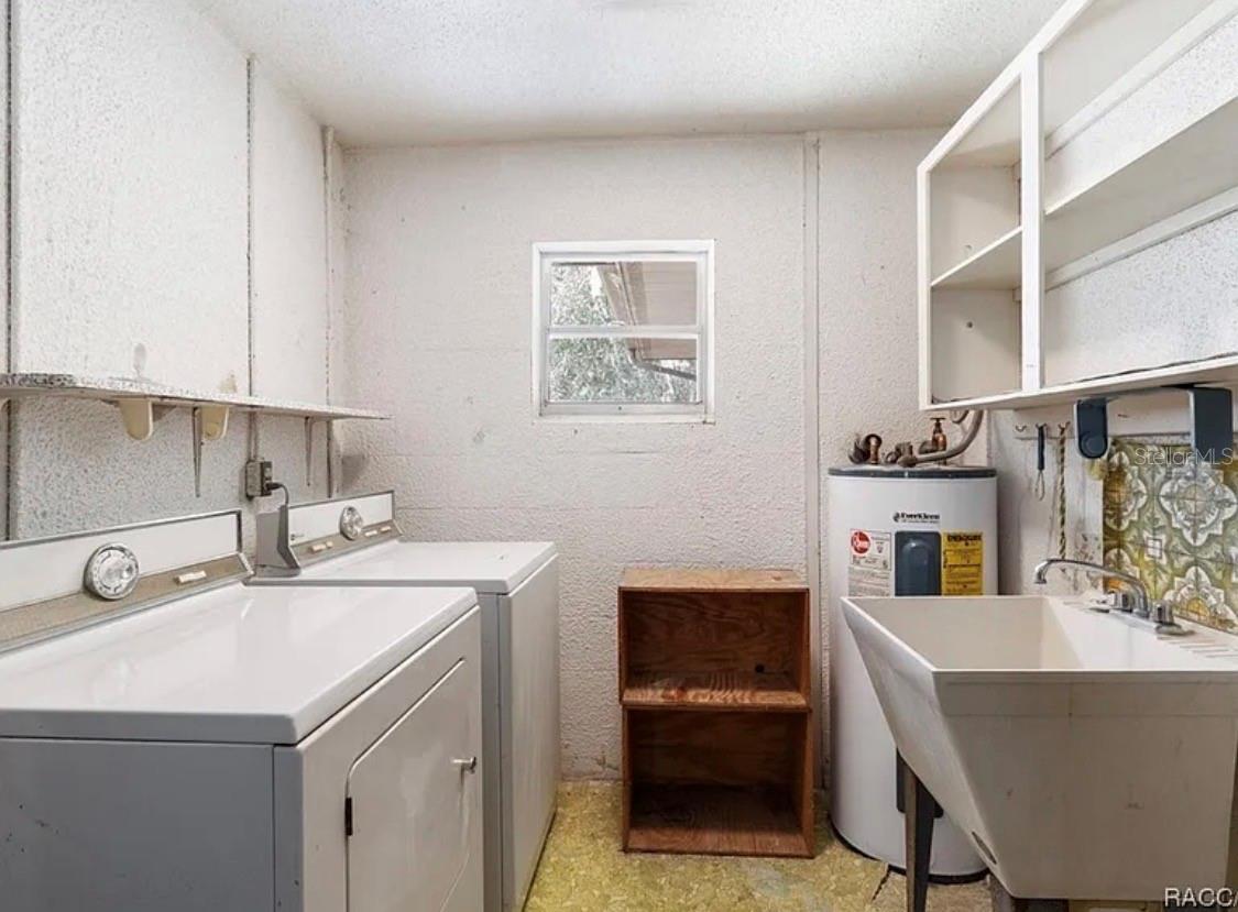 OAK FOREST UNIT 02 - Residential