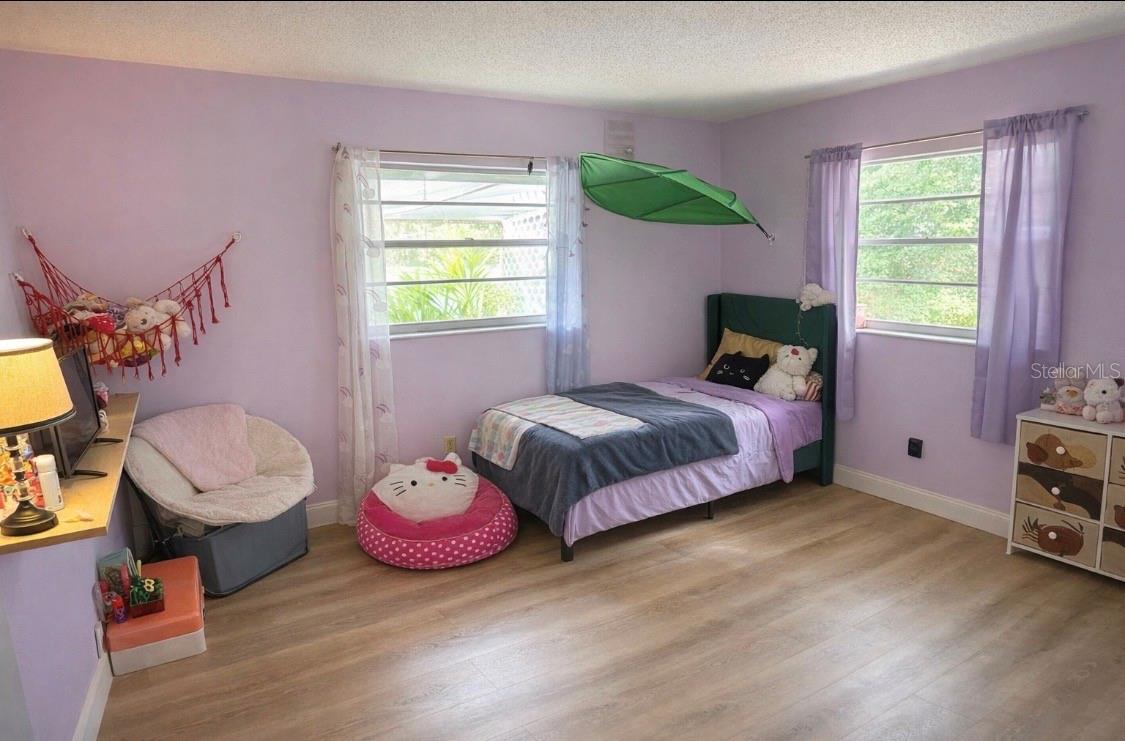 OAK FOREST UNIT 02 - Residential