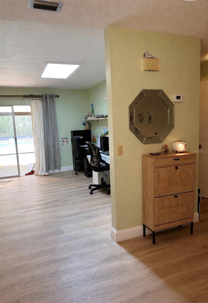 OAK FOREST UNIT 02 - Residential