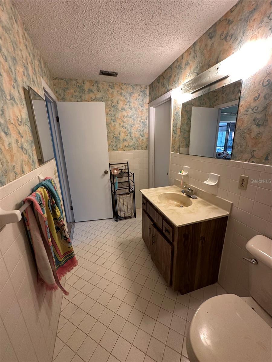 OAK FOREST UNIT 02 - Residential