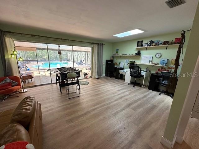 OAK FOREST UNIT 02 - Residential