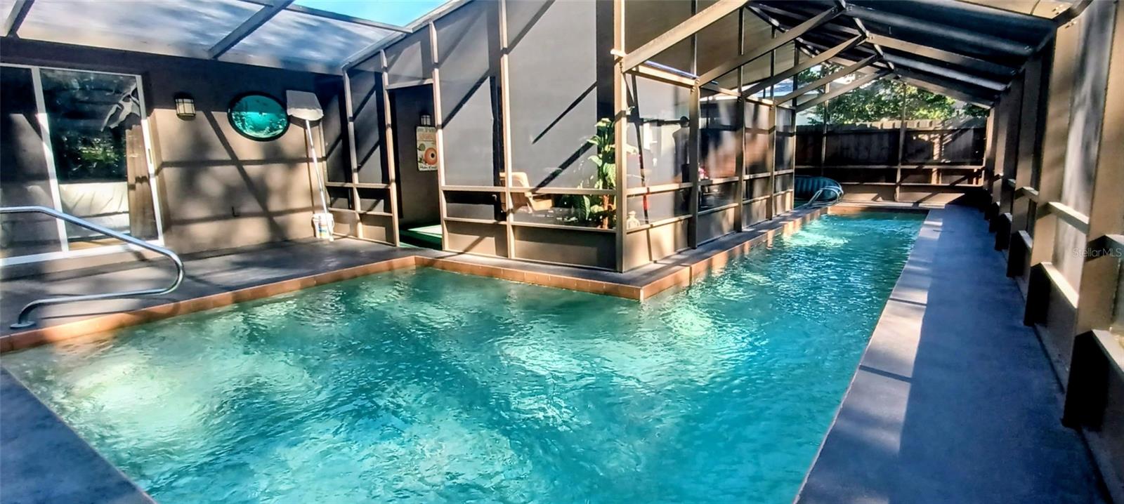 PINE LAKES - Residential