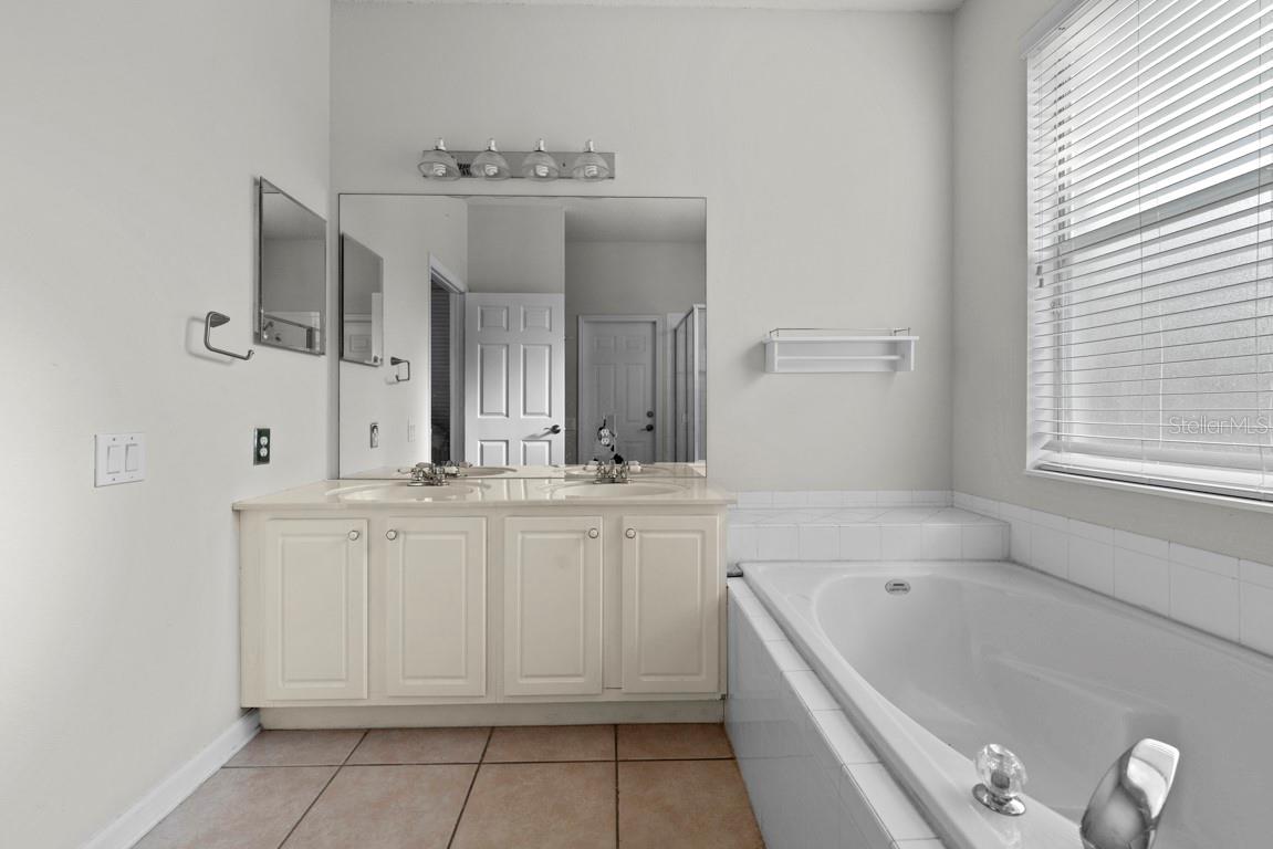 STONEHURST AT STONEFIELD - Residential