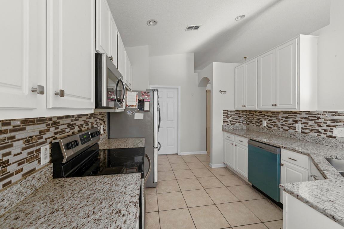 STONEHURST AT STONEFIELD - Residential