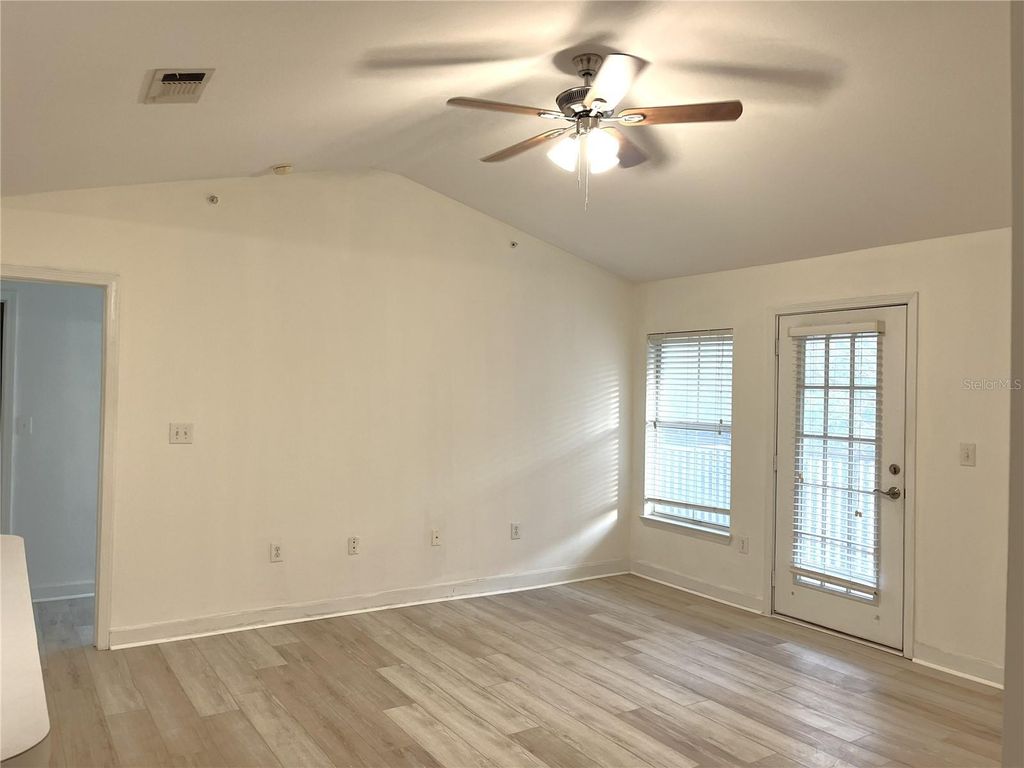Photo of 18119 Bridle Club Drive #18119, Tampa, FL 33647 (MLS # TB8477580)