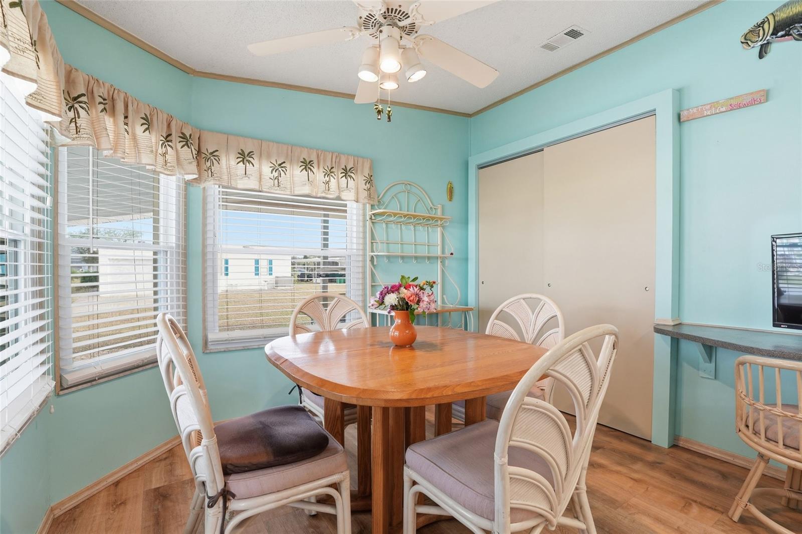 LEMON BAY ISLES PH 03 - Residential