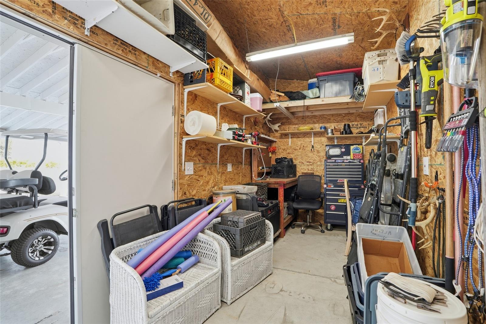 LEMON BAY ISLES PH 03 - Residential