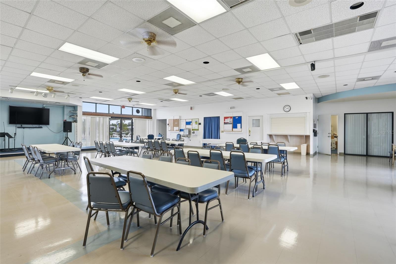 LEMON BAY ISLES PH 03 - Residential