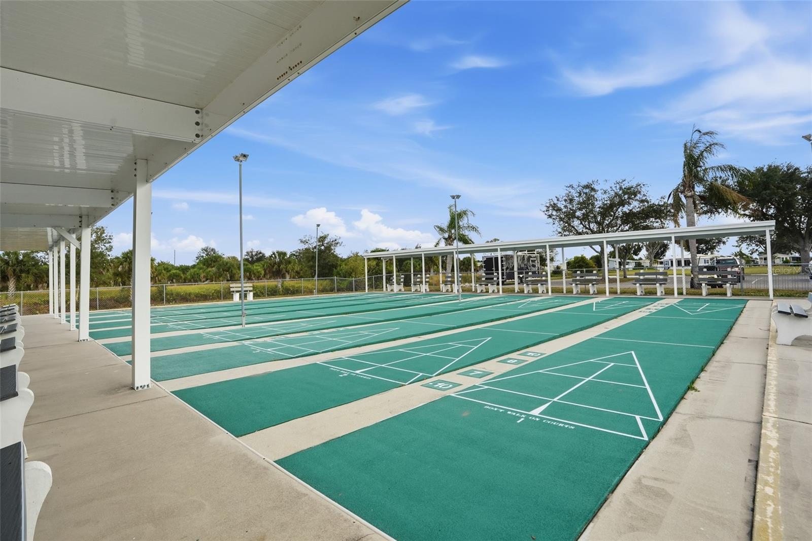 LEMON BAY ISLES PH 03 - Residential